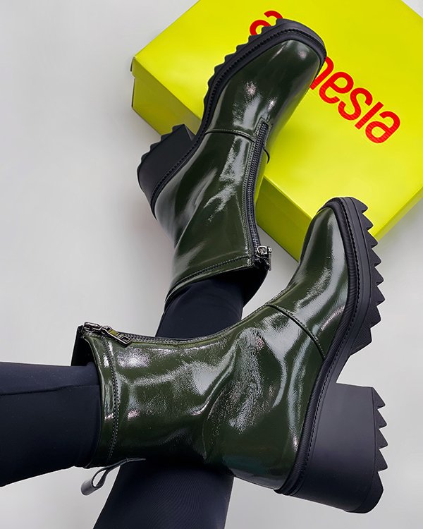 Фото: Квадратноносі черевики зі шкіри Наппа. Купити зі знижкою 26%.